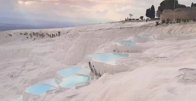 pamukkale-tour-from-istanbul (1)