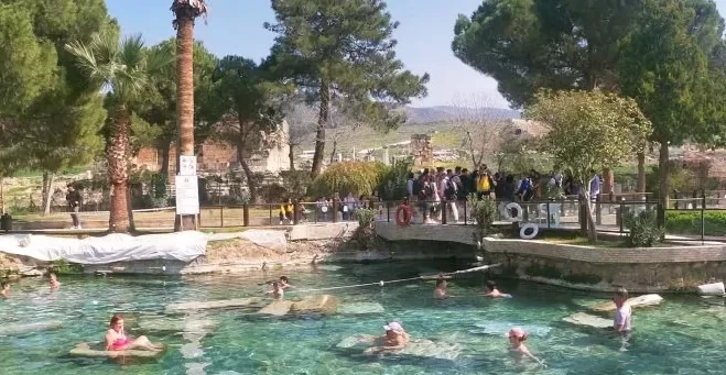 pamukkale-tour-from-istanbul (7)